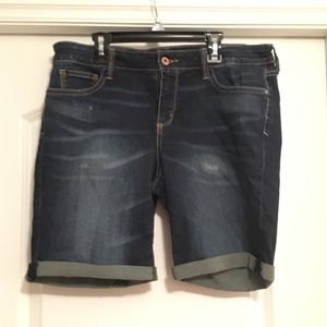 NWOT denim Bermuda shorts